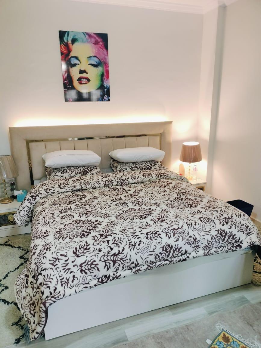 شقة للبيع غير مفروشة-1