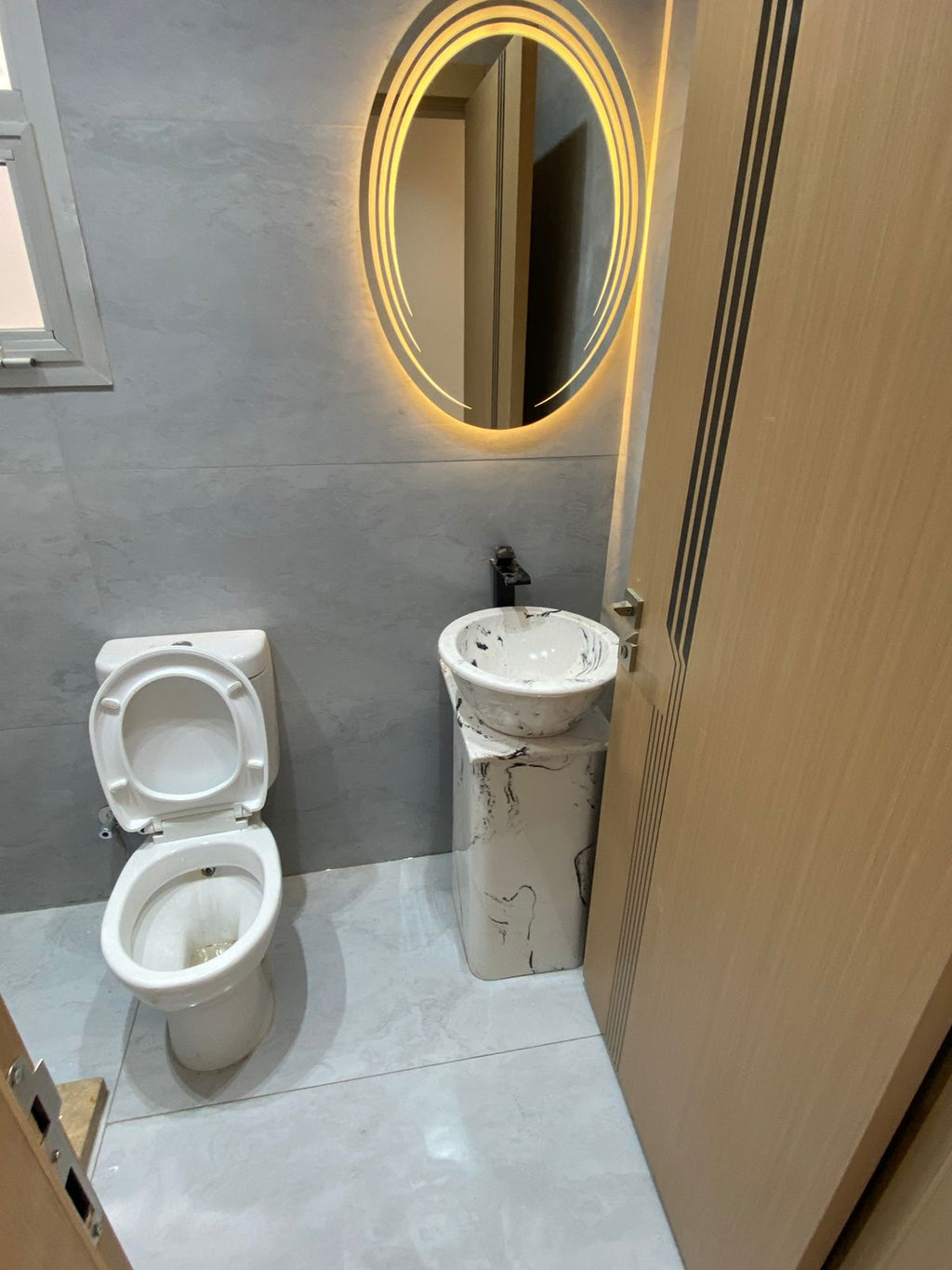 شقة للبيع غير مفروشة-8