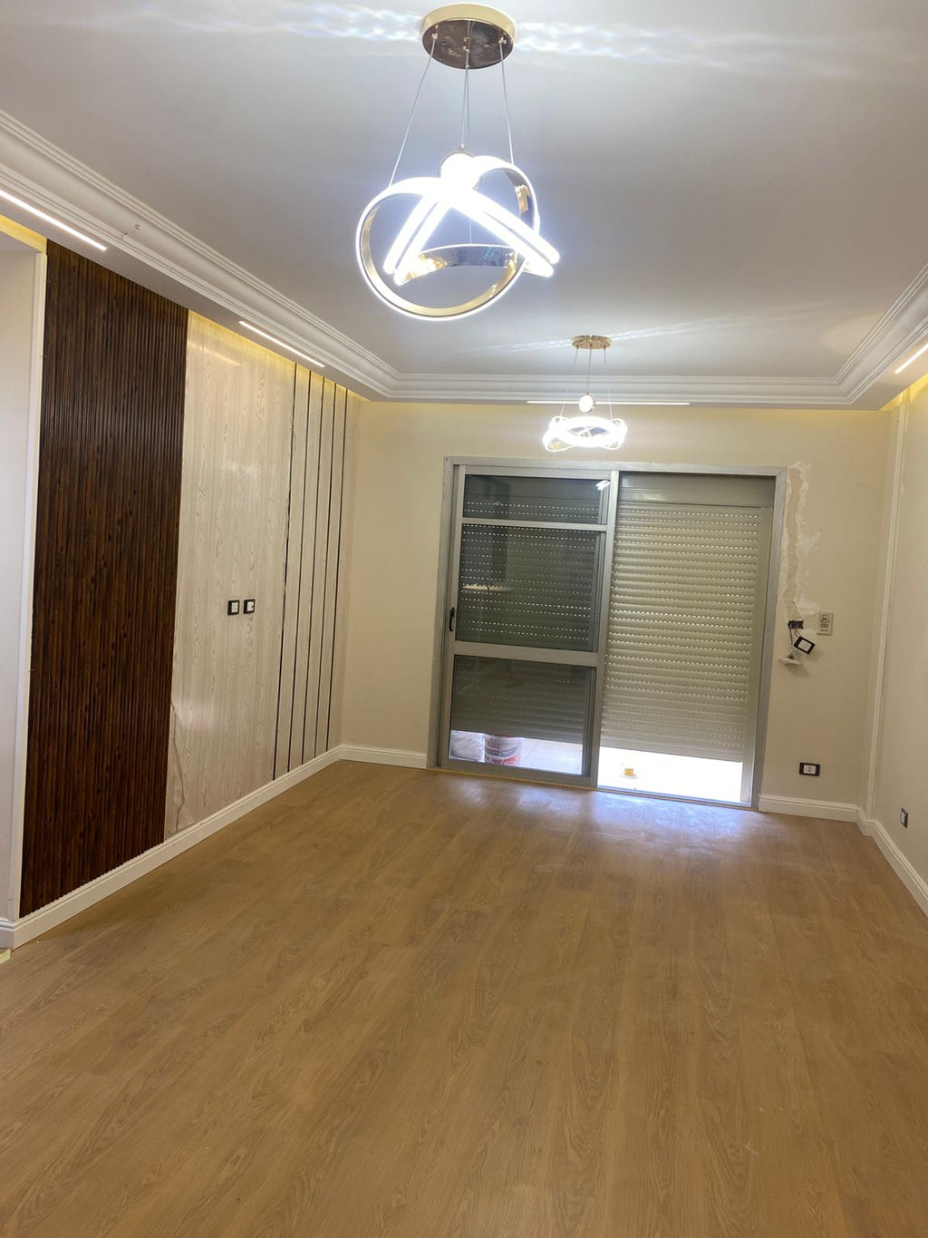 شقة للبيع غير مفروشة-8