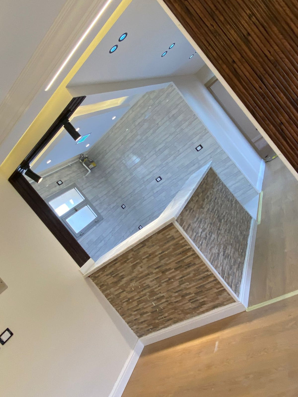 شقة للبيع غير مفروشة-8