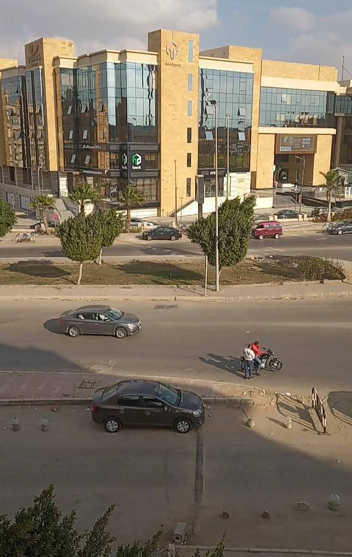 شقة للإيجار غير مفروشة -11